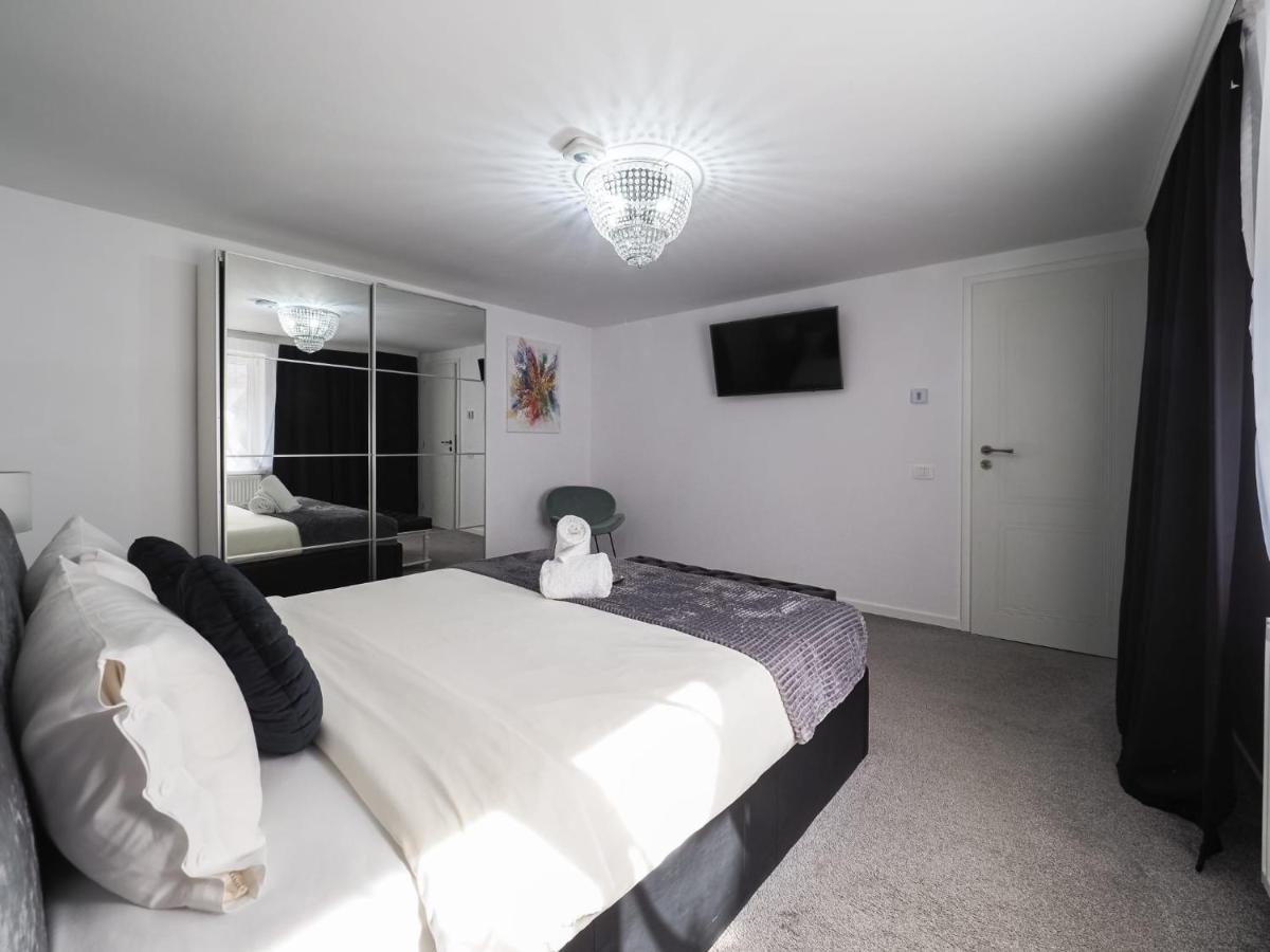 For You Apartments Gold & Silver Sibiu Luaran gambar