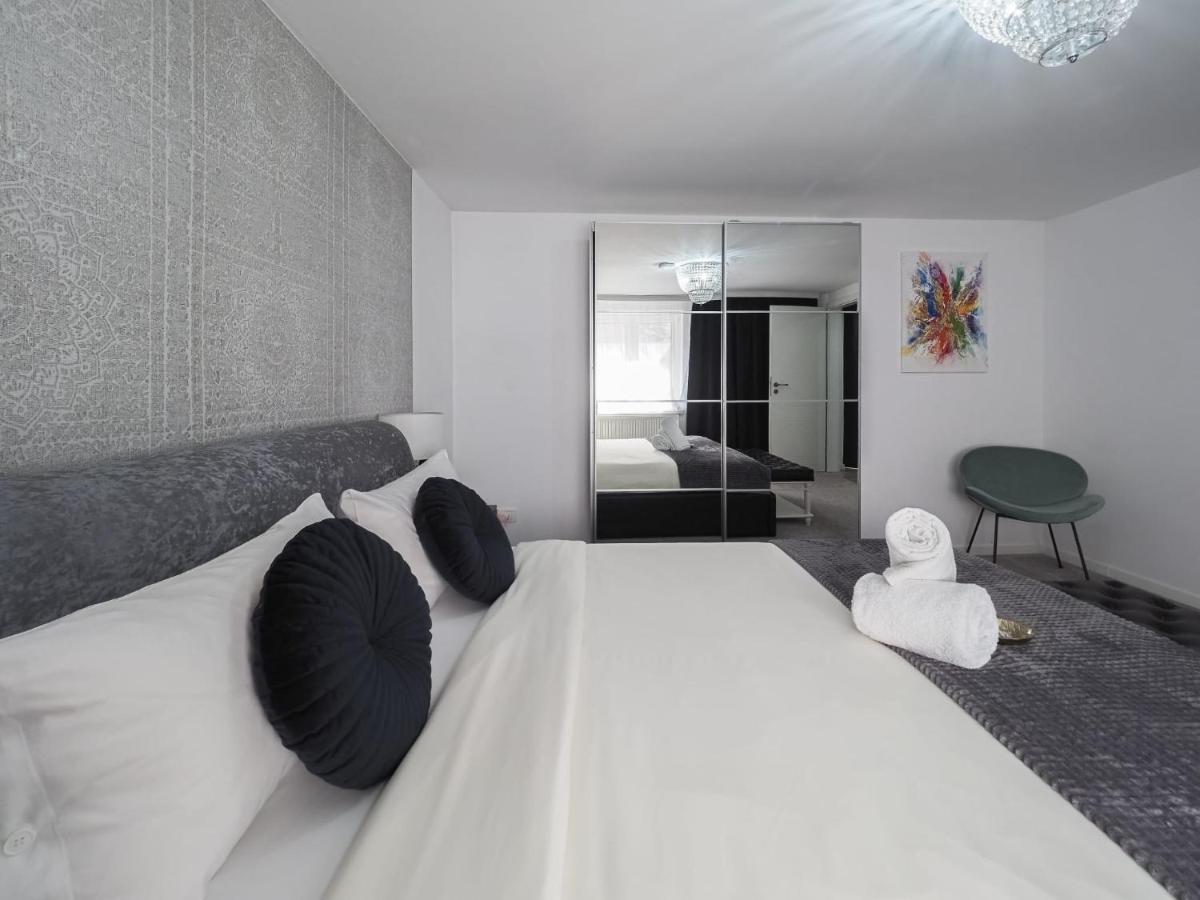 For You Apartments Gold & Silver Sibiu Luaran gambar