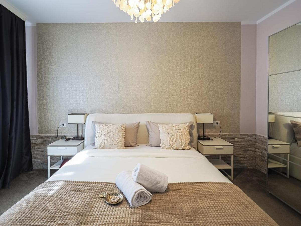 For You Apartments Gold & Silver Sibiu Luaran gambar